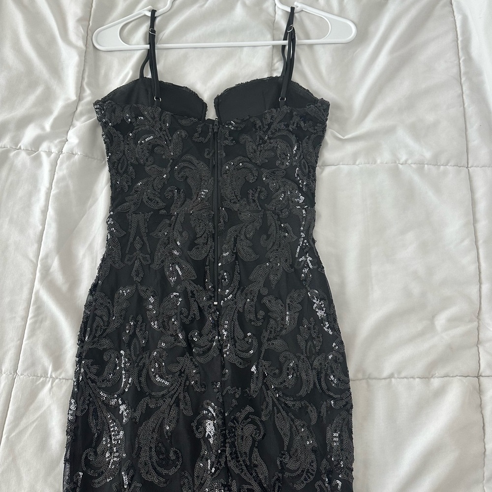 Devon Windsor Black Sequin Bodycon Mini Dress - image 1